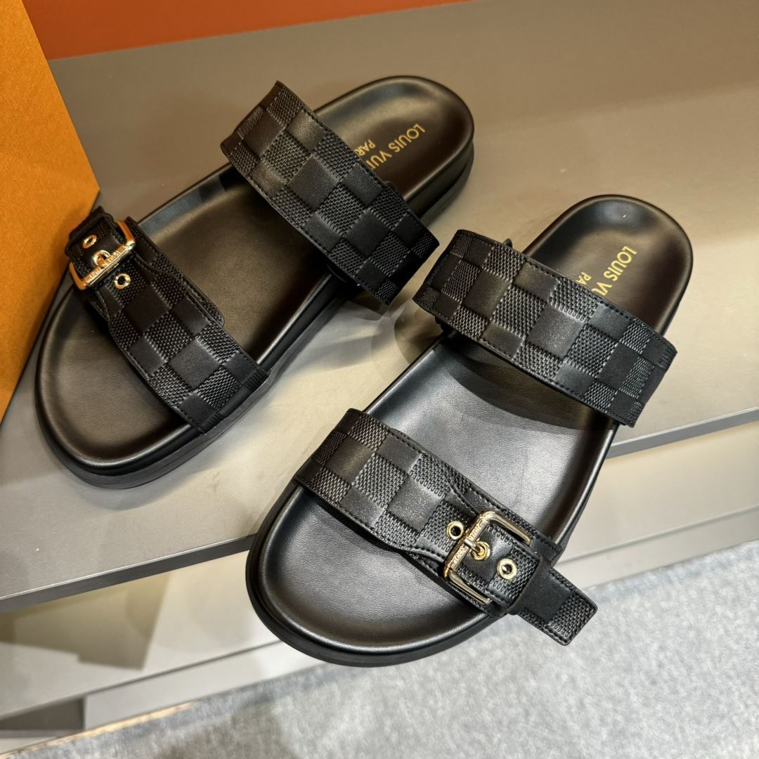 Louis Vuitton Slippers